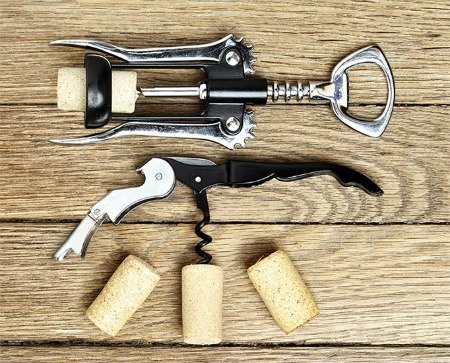 compare 2 common types of winged corkscrews