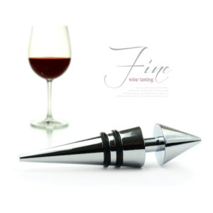 a wine stopper to stop wine oxidizing